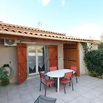 Maison De Vacances: Seaside Getaway With Pool *