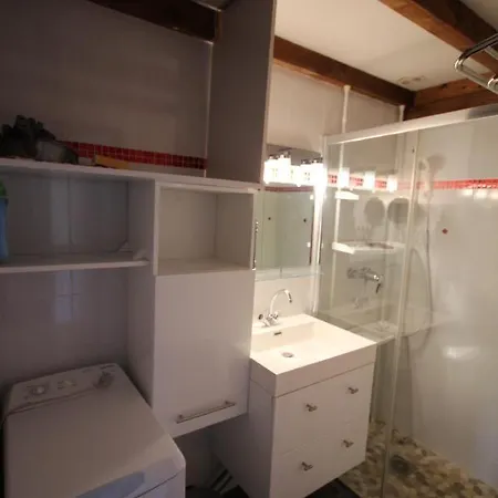 Maison De Vacances, 4 A 5 Couchages, Cuisine Sejour Climatise Dans Avec Piscine, Les Jardins De Portiragnes, 500m De La Mer, Lrjp31 Villa